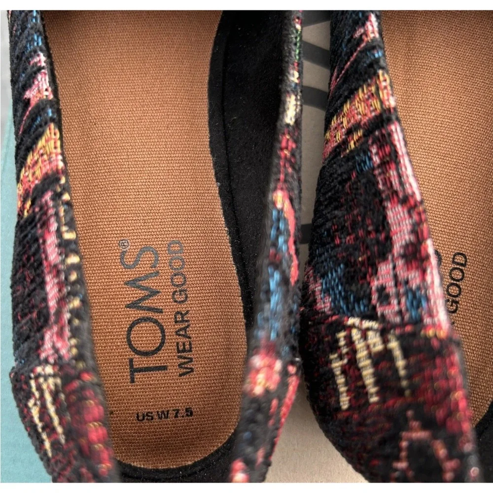 TOMS Darcy Women's Multicolor Patterned Loafers